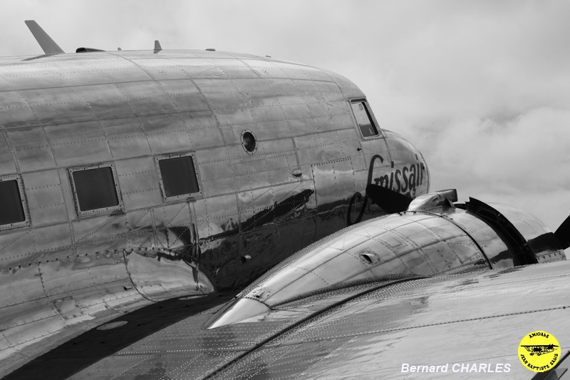 Douglas DC-3 Classic formation (Hertzorg)